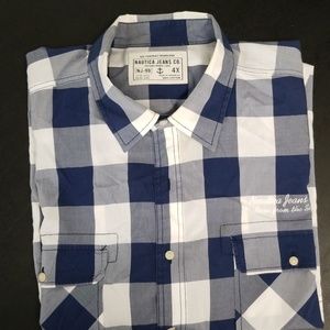 Nautica button down shirt sleeve shirt